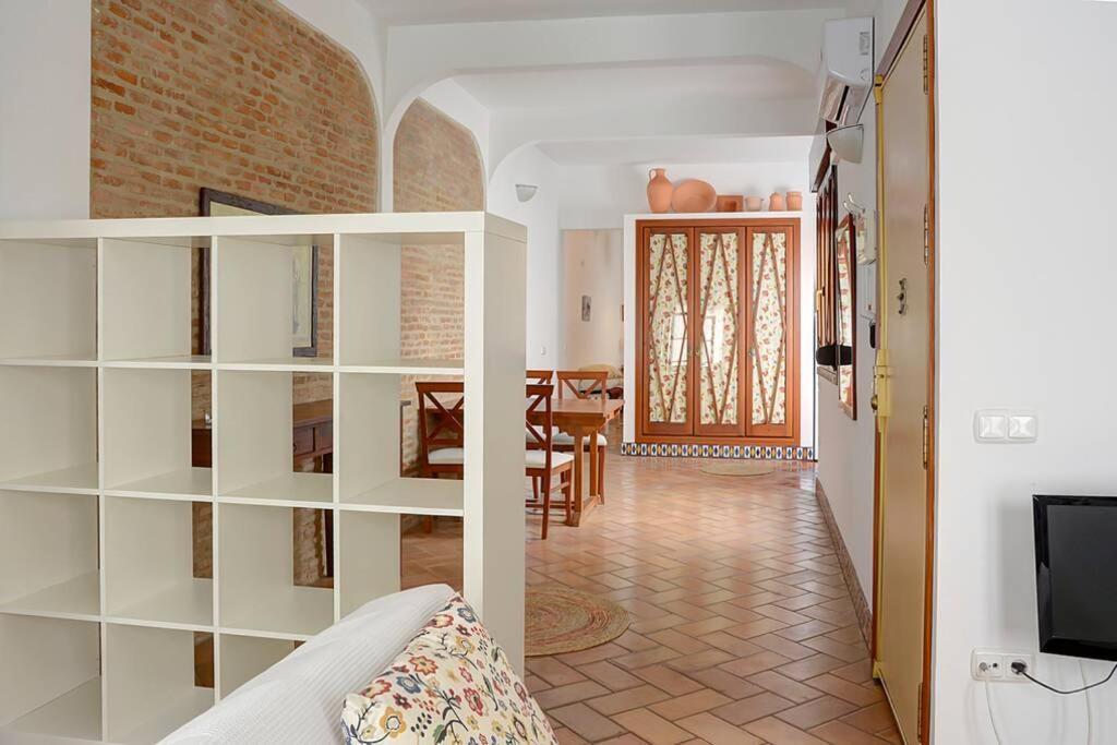 Apartamento Santa Cruz Seville Exterior photo